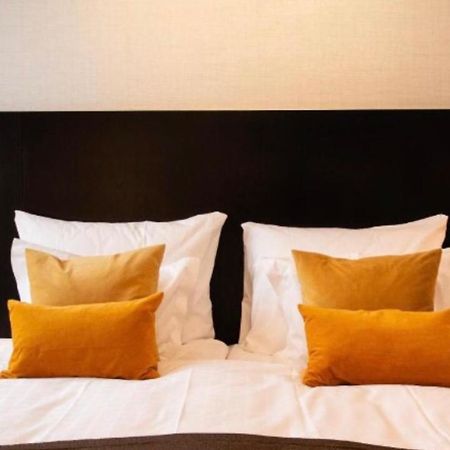 شتشيتسين Black Pearl Deluxe Apartments المظهر الخارجي الصورة